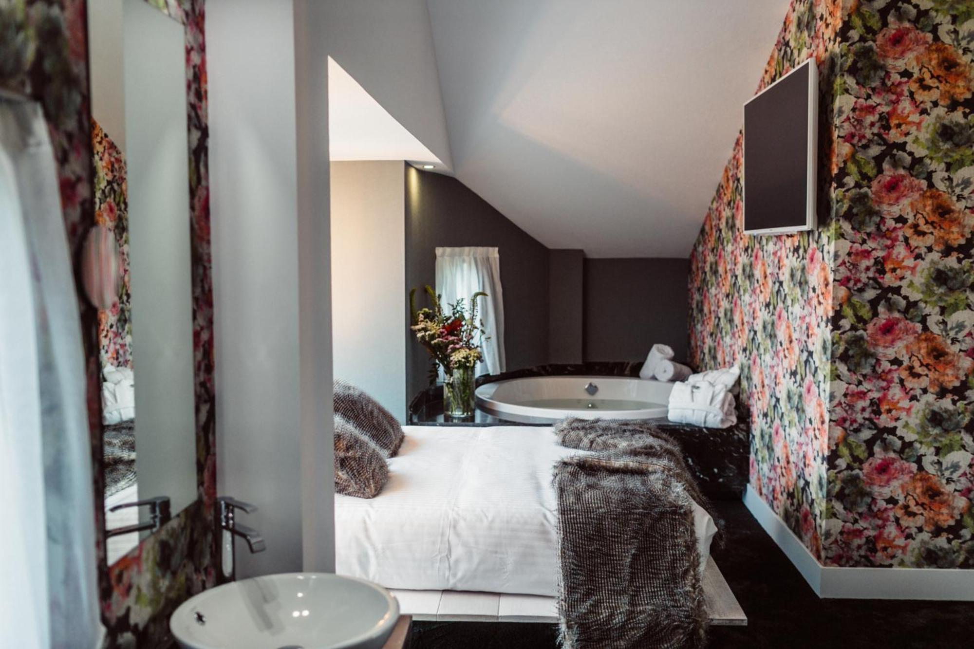 Hotel Cuevas - Adults Only Σαντιγιάνα ντελ Μαρ Εξωτερικό φωτογραφία